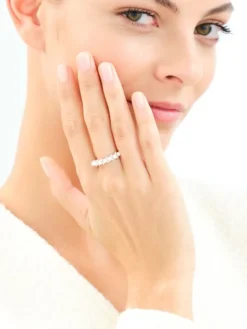 Pierścionek srebrny z perłami i cyrkoniami