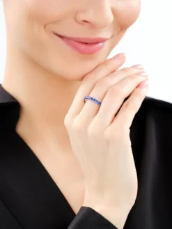 Pierścionek srebrny ze spinelem - Eternity