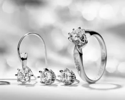 Pierścionek z białego złota z brylantem - 0,10 ct - próba 585