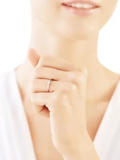 Pierścionek z białego złota z brylantem - 0,12 ct - próba 585