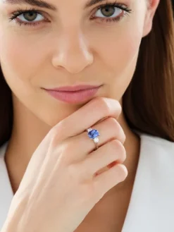 Pierścionek z białego złota z brylantami i tanzanitem - próba 585