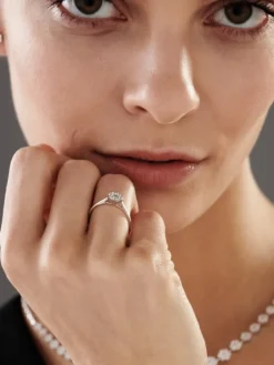 Pierścionek z białego złota z brylantami - 0,30 ct - próba 585