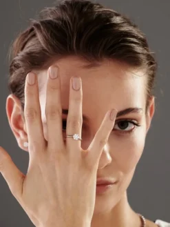 Pierścionek z białego złota z brylantami - 0,30 ct - próba 585