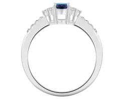 Pierścionek z białego złota z brylantami i szafirem - próba 585