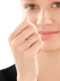 Pierścionek z białego złota z brylantem - serce - 0,03 ct - próba 585