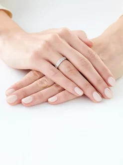 Pierścionek z białego złota z diamentami - 0,55 ct - próba 585