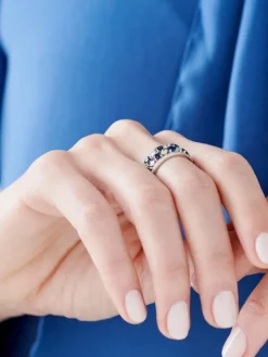 Pierścionek z białego złota z brylantami i szafirami - próba 585