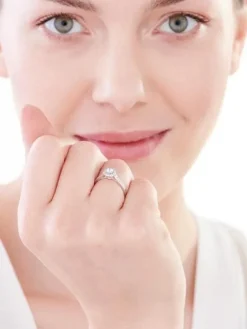 Pierścionek z białego złota z brylantami - 0,48 ct - próba 750