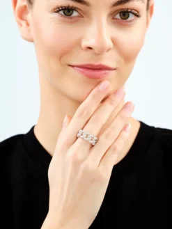 Pierścionek z mosiądzu rodowany z cyrkoniami