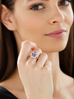 Pierścionek z różowego złota z brylantami i ametystem - próba 585