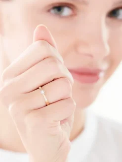 Pierścionek z żółtego i białego złota z brylantami - 0,12 ct - próba 585