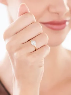 Pierścionek z żółtego i białego złota z diamentami - 0,23 ct - próba 585