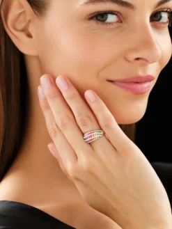 Pierścionek z żółtego złota z brylantami i szafirami kolorowymi - próba 585