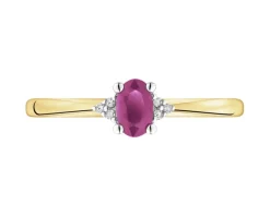 Pierścionek z żółtego złota z diamentami i rubinem - próba 375