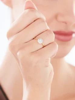 Pierścionek z żółtego złota z diamentami - 0,18 ct - próba 585