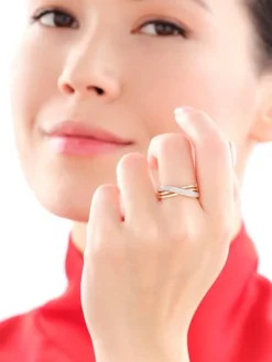 Pierścionek z żółtego złota z diamentami - 0,15 ct - próba 585