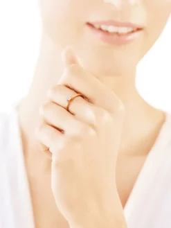 Pierścionek z żółtego złota z diamentami - 0,05 ct - próba 585