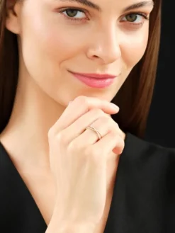 Pierścionek z żółtego złota z diamentami - 0,08 ct - próba 585