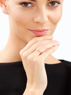 Pierścionek z żółtego złota z brylantem laboratoryjnym - 0,17 ct - próba 585