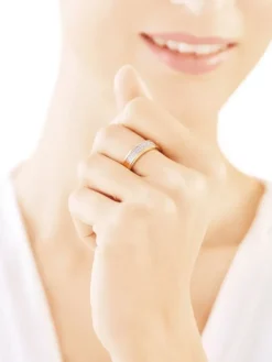 Pierścionek z żółtego złota z diamentami - 0,10 ct - próba 585