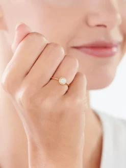 Pierścionek z żółtego złota z diamentami - 0,02 ct - próba 585