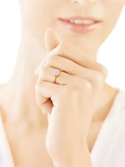 Pierścionek z żółtego złota z diamentami - 0,12 ct - próba 585