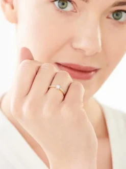 Pierścionek z żółtego złota z brylantami - 0,25 ct - próba 585