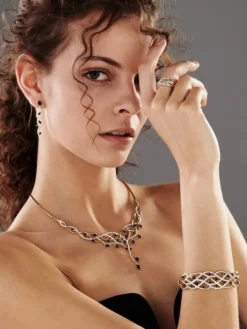 Pierścionek z żółtego złota z brylantami - 0,25 ct - próba 585