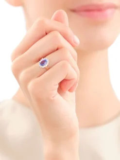 Pierścionek z żółtego złota z brylantami i tanzanitem - próba 585