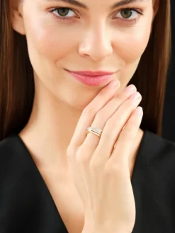 Pierścionek z żółtego złota z diamentami - 0,14 ct - próba 585