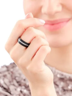 Pierścionek ze stali szlachetnej