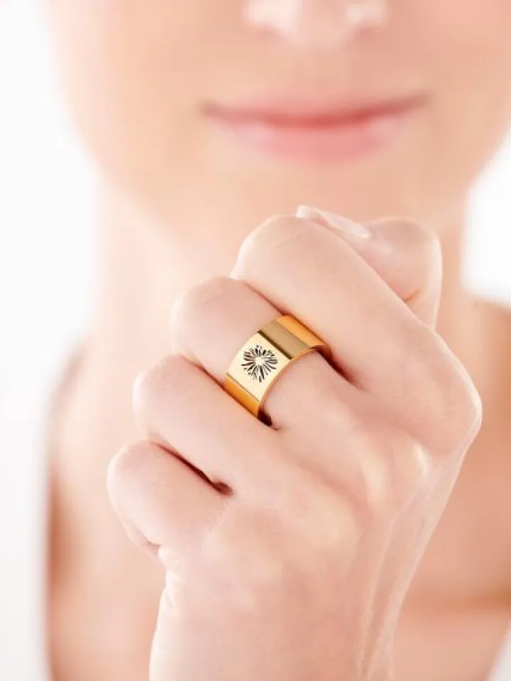 Pierścionek ze stali szlachetnej