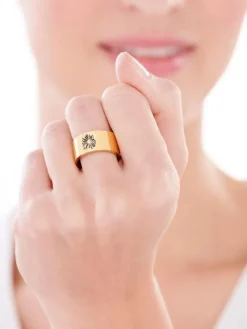 Pierścionek ze stali szlachetnej