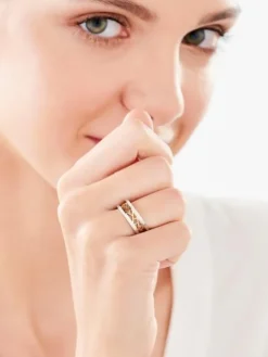 Pierścionek ze stali szlachetnej