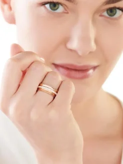 Pierścionek ze stali szlachetnej z kryształami