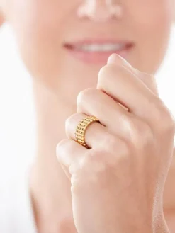 Pierścionek ze stali szlachetnej