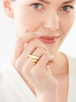 Pierścionek ze stali szlachetnej