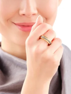 Pierścionek ze stali szlachetnej