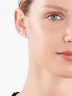 Pojedynczy kolczyk z białego złota z brylantem - 0,02 ct - próba 375