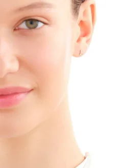 Pojedynczy kolczyk z żółtego złota z diamentem - litera L - 0,004 ct - próba 375