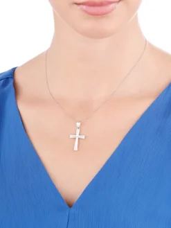 Zawieszka srebrna - krzyż