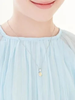 Zawieszka srebrna - medalik Matka Boska