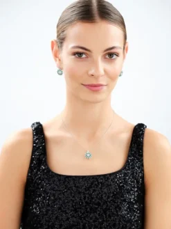 Zawieszka srebrna z cyrkoniami - rozeta