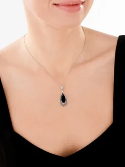 Zawieszka srebrna z onyksem