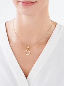 Zawieszka srebrna z perłami i cyrkoniami