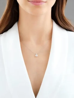 Zawieszka z białego złota z brylantami - SI2/H - 0,64 ct - próba 750