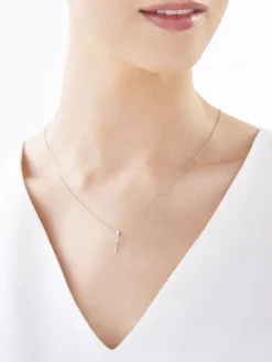 Zawieszka z białego złota z diamentem - krzyż - 0,006 ct - próba 375