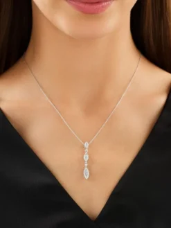 Zawieszka z białego złota z diamentami - 0,44 ct - próba 585