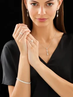 Zawieszka z białego złota z diamentami - 0,44 ct - próba 585