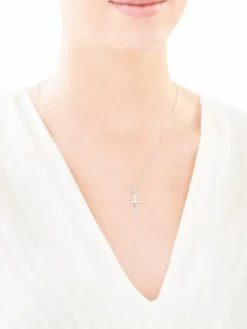 Zawieszka z białego złota z diamentem - krzyż - 0,003 ct - próba 375